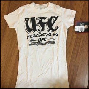 NEW! Size XS Women’s UFC shirt